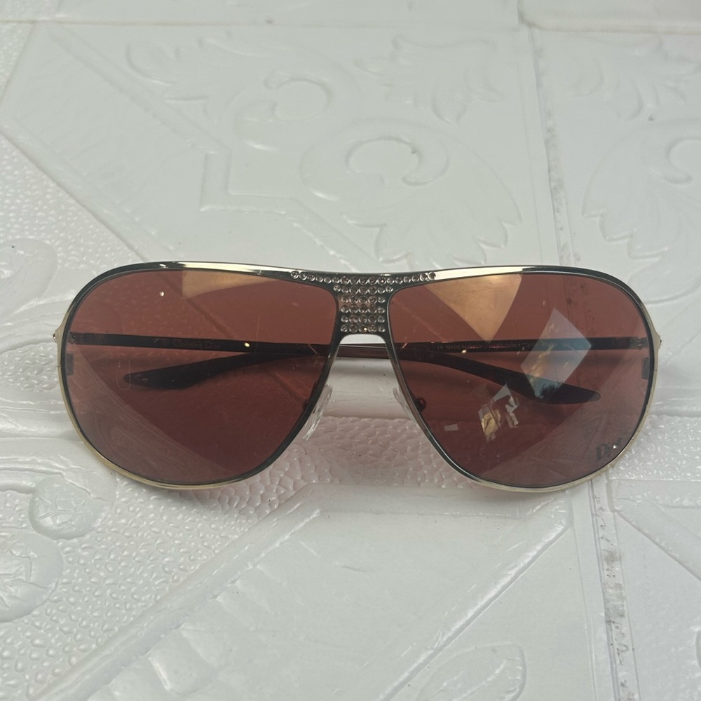 Christian Dior Vintage Aviator Sunglasses with Brown Gradient Lenses Women’s - Picture 2 of 11